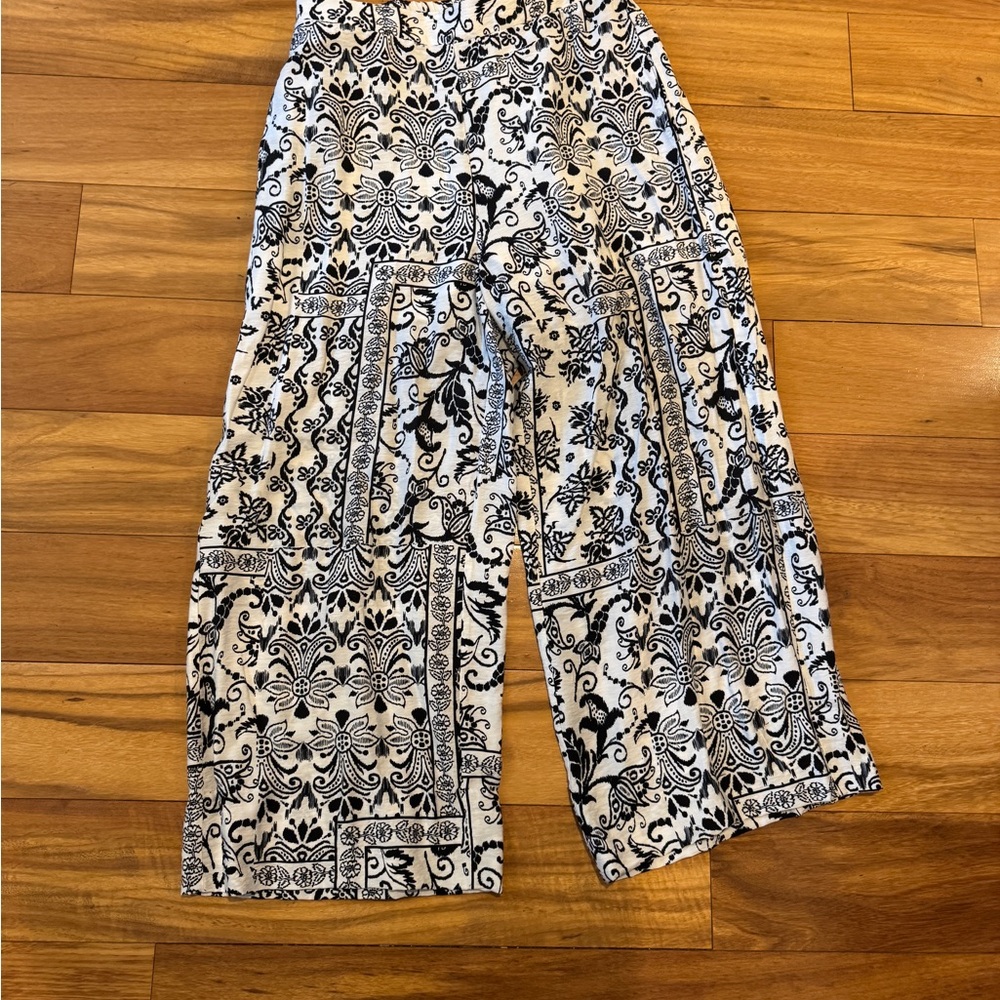 En Creme Black and White Patterned Pants